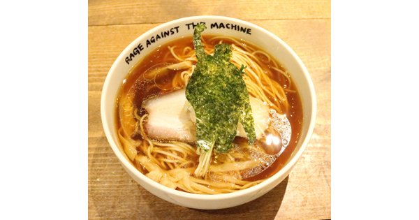 Rage Against the Machineインスパイア？ RAGEというラーメン屋に行ってきました！ワチャセイ！【第8回】 耳マン