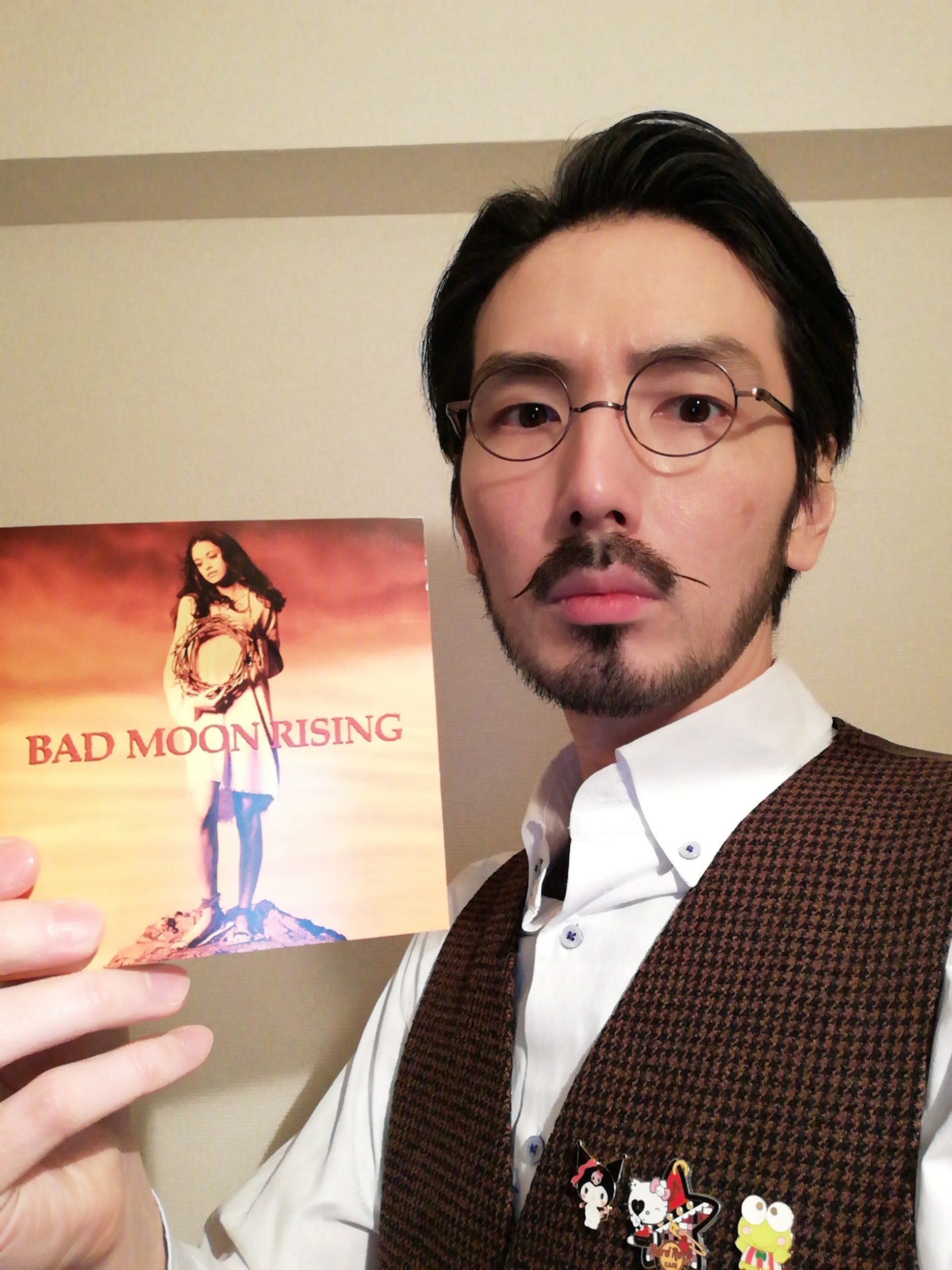 ジャケットがアルバムのダークな空気感をよく表している〜バッド